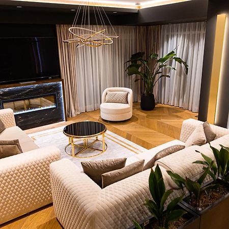 Deluxe Aparthotel Marwell Residence سوتْشافا المظهر الخارجي الصورة