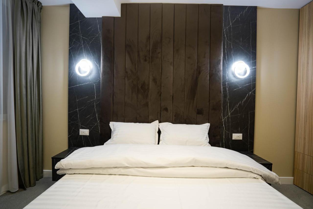 Deluxe Aparthotel Marwell Residence سوتْشافا المظهر الخارجي الصورة