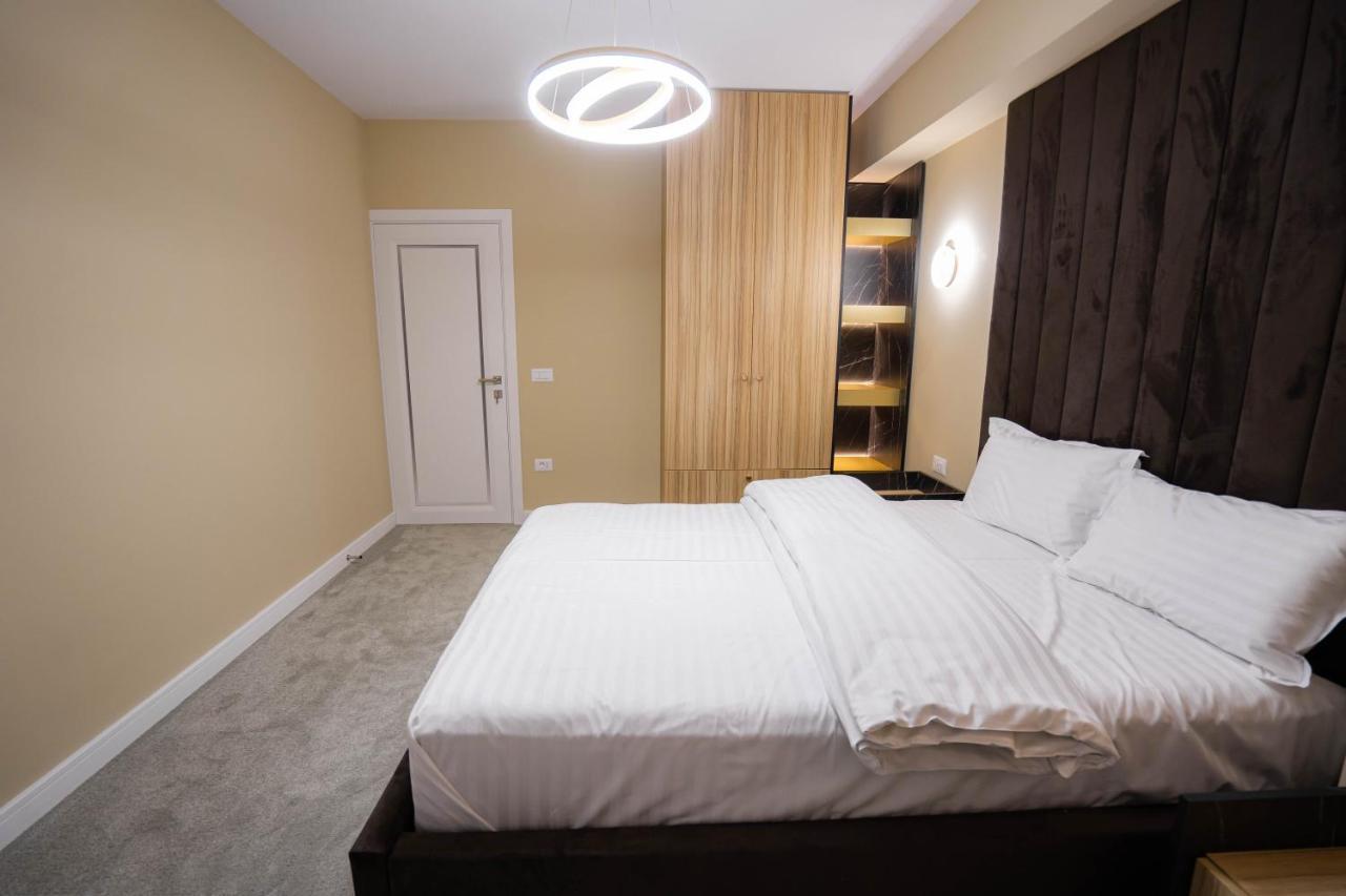 Deluxe Aparthotel Marwell Residence سوتْشافا المظهر الخارجي الصورة