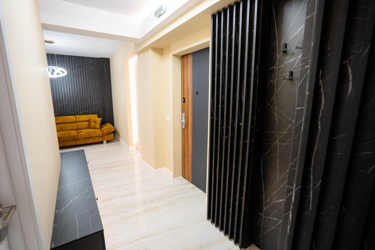 Deluxe Aparthotel Marwell Residence سوتْشافا المظهر الخارجي الصورة