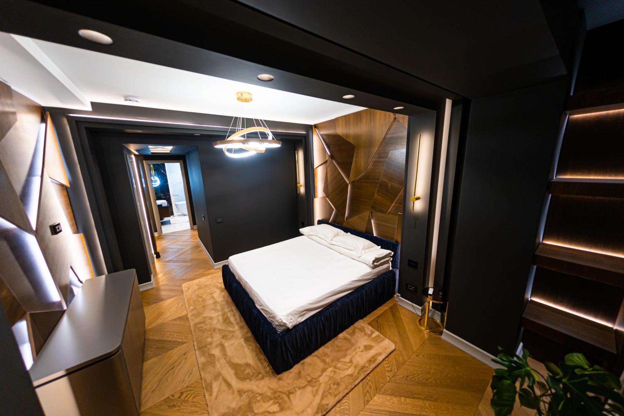 Deluxe Aparthotel Marwell Residence سوتْشافا الغرفة الصورة